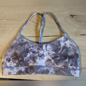 Lululemon Flow Y Nulu sports bra